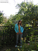 Naked girls 4 free pics in blue coatee
