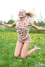 Dancing real teens hq erotica pics